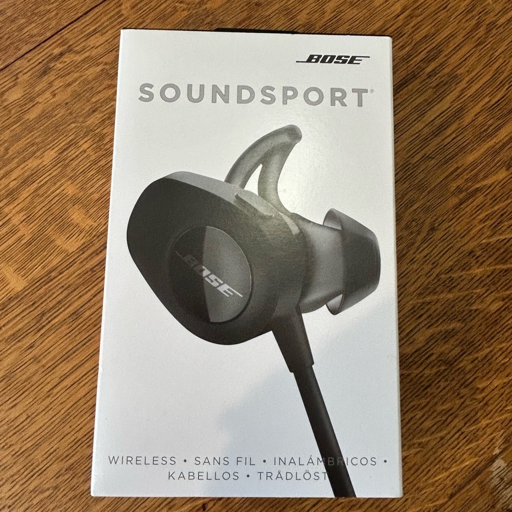 Bose Wireless Earbuds Packaging in Black and White
